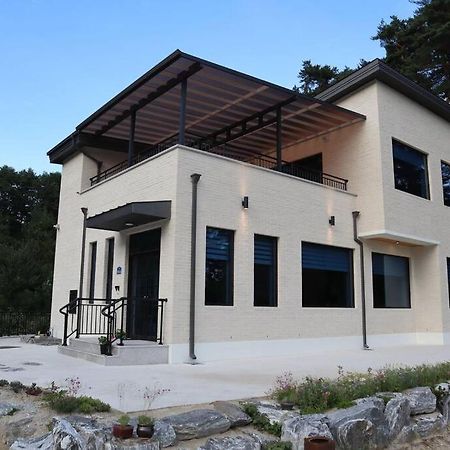 Sinami83 Villa Gangneung Bagian luar foto